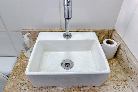 Apartamento para alugar com 42m², 2 quartos e sem vagaBanheiro