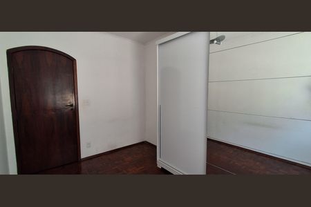 Casa para alugar com 270m², 3 quartos e 3 vagas Casa para alugar com 270m², 3 quartos e 3 vagasQuarto 1