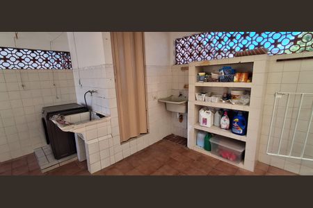 Casa para alugar com 270m², 3 quartos e 3 vagas Casa para alugar com 270m², 3 quartos e 3 vagasÁrea de Serviço