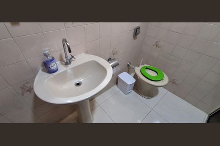Casa para alugar com 270m², 3 quartos e 3 vagas Casa para alugar com 270m², 3 quartos e 3 vagasLavabo