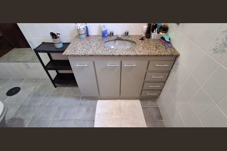 Casa para alugar com 270m², 3 quartos e 3 vagas Casa para alugar com 270m², 3 quartos e 3 vagasBanheiro Social
