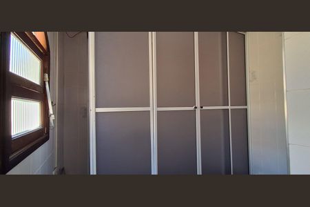 Casa para alugar com 270m², 3 quartos e 3 vagas Casa para alugar com 270m², 3 quartos e 3 vagasBanheiro Social