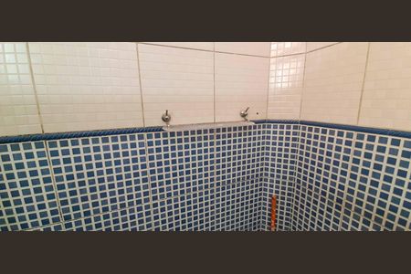 Apartamento à venda com 90m², 2 quartos e 1 vaga Apartamento à venda com 90m², 2 quartos e 1 vagaBanheiro