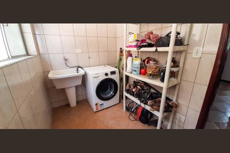 Apartamento à venda com 90m², 2 quartos e 1 vaga Apartamento à venda com 90m², 2 quartos e 1 vagaÁrea de Serviço