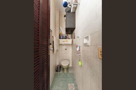 Apartamento à venda com 160m², 4 quartos e sem vagaBanheiro de serviço