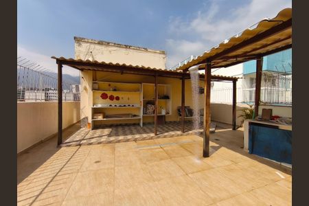 Apartamento à venda com 160m², 4 quartos e sem vagaTerraço