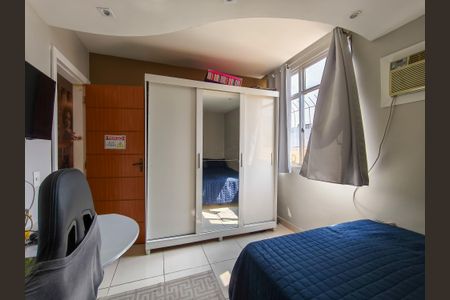 Apartamento à venda com 160m², 4 quartos e sem vagaQuarto 1