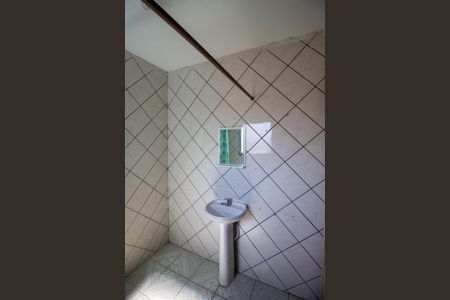 Casa para alugar com 75m², 4 quartos e sem vagaBanheiro