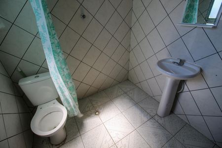 Casa para alugar com 75m², 4 quartos e sem vagaBanheiro