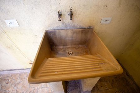 Casa para alugar com 75m², 4 quartos e sem vagaÁrea de Serviço