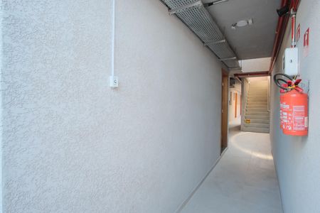 Apartamento à venda com 40m², 2 quartos e sem vagaÁrea comum