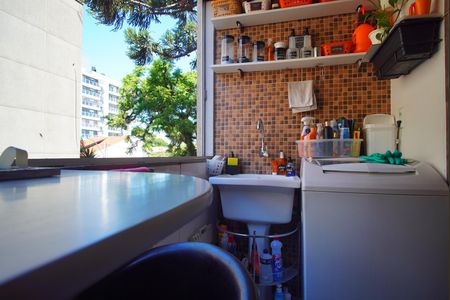 Apartamento à venda com 64m², 2 quartos e 1 vagaÁrea de Serviço - Janela Aberta