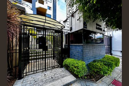 Apartamento para alugar com 216m², 3 quartos e 3 vagasFachada