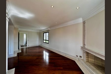 Apartamento para alugar com 216m², 3 quartos e 3 vagasSala