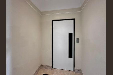 Apartamento para alugar com 216m², 3 quartos e 3 vagasÁrea comum - Hall Social Apartamento