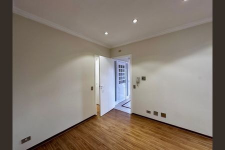 Apartamento para alugar com 216m², 3 quartos e 3 vagasCorredor 