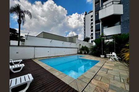 Apartamento para alugar com 216m², 3 quartos e 3 vagasÁrea comum - Piscina