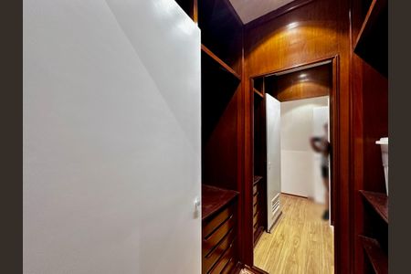 Apartamento para alugar com 216m², 3 quartos e 3 vagasCloset da Suíte 3