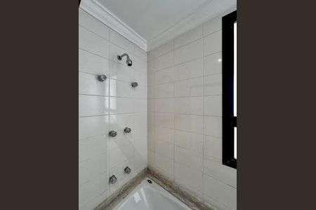 Apartamento para alugar com 216m², 3 quartos e 3 vagasBanheiro da Suíte 3