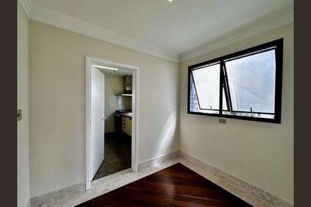 Apartamento para alugar com 216m², 3 quartos e 3 vagasCopa