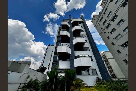 Apartamento para alugar com 216m², 3 quartos e 3 vagasFachada Bloco