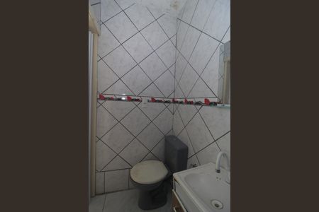 Casa à venda com 70m², 3 quartos e sem vagaBanheiro