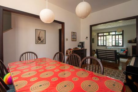 Casa à venda com 302m², 4 quartos e 2 vagasSala de Jantar