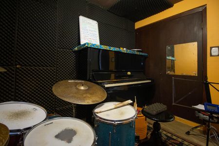 Casa à venda com 302m², 4 quartos e 2 vagasEdícula - Estúdio