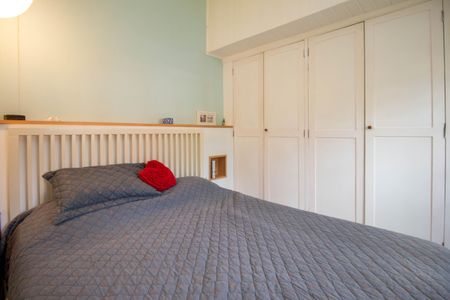 Casa à venda com 302m², 4 quartos e 2 vagasQuarto 3