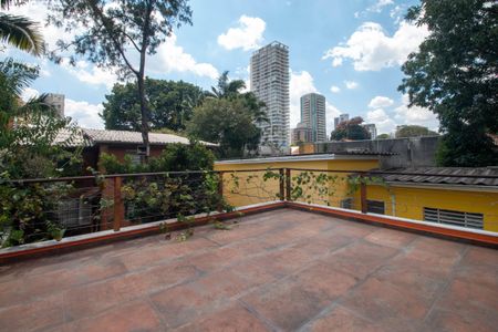 Casa à venda com 302m², 4 quartos e 2 vagasVaranda