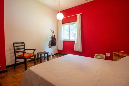 Casa à venda com 302m², 4 quartos e 2 vagasQuarto 2