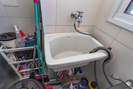 Apartamento à venda com 48m², 2 quartos e 1 vaga Apartamento à venda com 48m², 2 quartos e 1 vagaÁrea de serviço