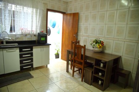 Casa à venda com 173m², 2 quartos e 2 vagasCozinha