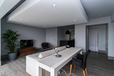 Apartamento à venda com 95m², 2 quartos e 2 vagas Apartamento à venda com 95m², 2 quartos e 2 vagasSala