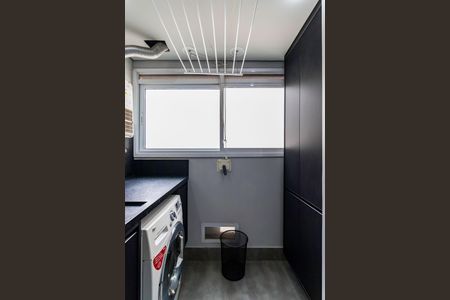 Apartamento à venda com 95m², 2 quartos e 2 vagas Apartamento à venda com 95m², 2 quartos e 2 vagasÁrea de Serviço