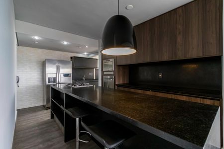 Apartamento à venda com 95m², 2 quartos e 2 vagas Apartamento à venda com 95m², 2 quartos e 2 vagasCozinha