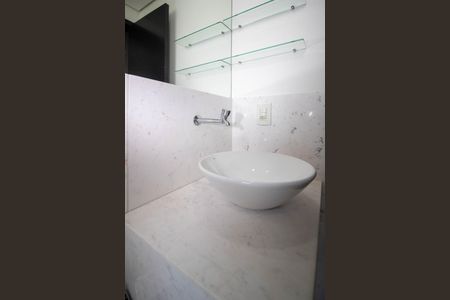 Apartamento à venda com 95m², 2 quartos e 2 vagasBanheiro Suíte 1