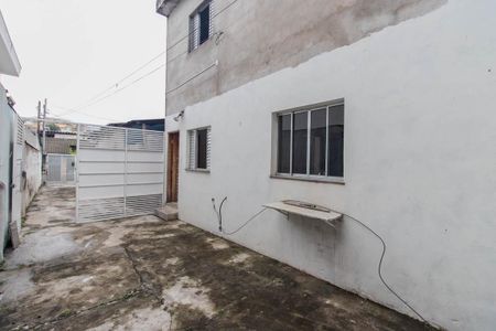 Casa para alugar com 140m², 2 quartos e 2 vagas Casa para alugar com 140m², 2 quartos e 2 vagasQuintal