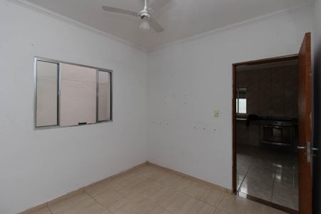Casa para alugar com 140m², 2 quartos e 2 vagas Casa para alugar com 140m², 2 quartos e 2 vagasQuarto 2