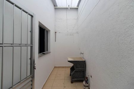 Casa para alugar com 140m², 2 quartos e 2 vagas Casa para alugar com 140m², 2 quartos e 2 vagasÁrea de Serviço