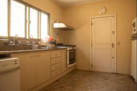 Casa à venda com 282m², 4 quartos e 3 vagasCozinha