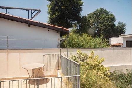 Casa à venda com 282m², 4 quartos e 3 vagasVista da Suíte 2