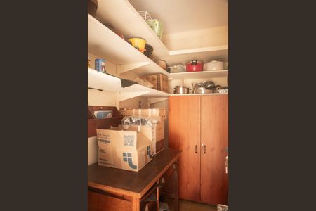 Casa à venda com 282m², 4 quartos e 3 vagasDepósito/Despensa