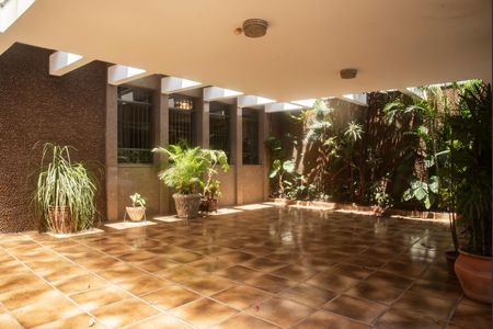 Casa à venda com 282m², 4 quartos e 3 vagasGaragem