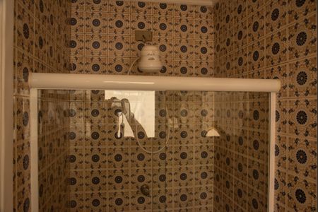 Casa à venda com 282m², 4 quartos e 3 vagasBanheiro de Serviço