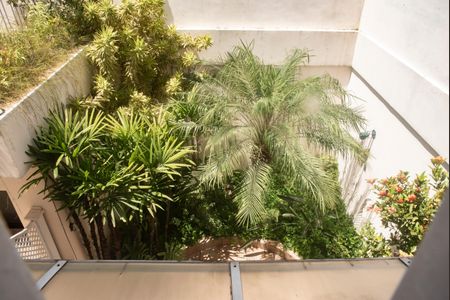 Casa à venda com 282m², 4 quartos e 3 vagasVista da Suíte 1