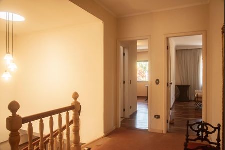 Casa à venda com 282m², 4 quartos e 3 vagasCorredor