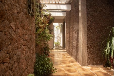 Casa à venda com 282m², 4 quartos e 3 vagasEntrada