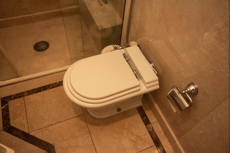 Casa à venda com 282m², 4 quartos e 3 vagasBanheiro da Suíte 4