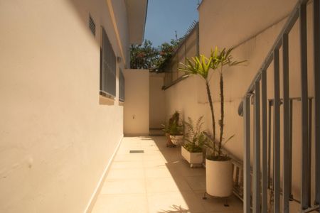 Casa à venda com 282m², 4 quartos e 3 vagasQuintal